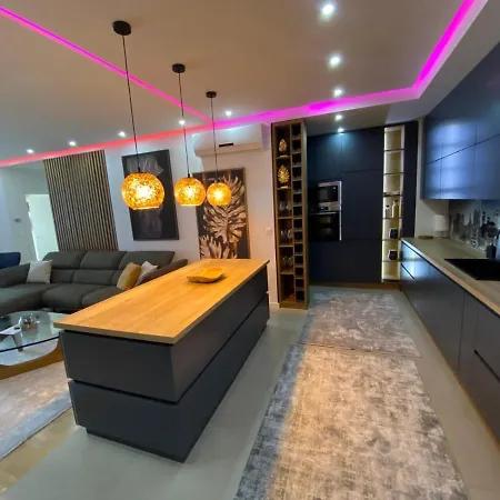 Panorama Residence Sky City Vodno Διαμέρισμα *